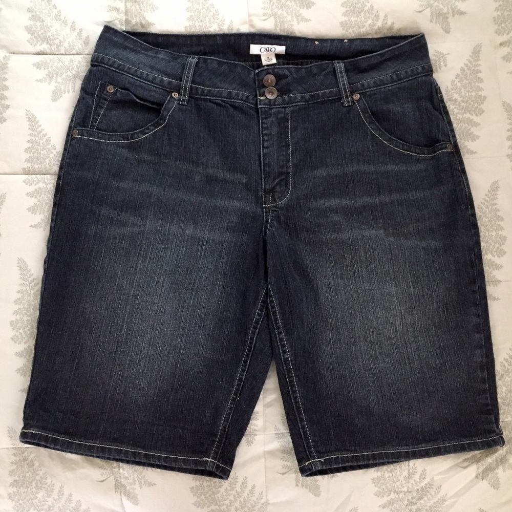 💕Cato’s💕 Bermuda Shorts - 14